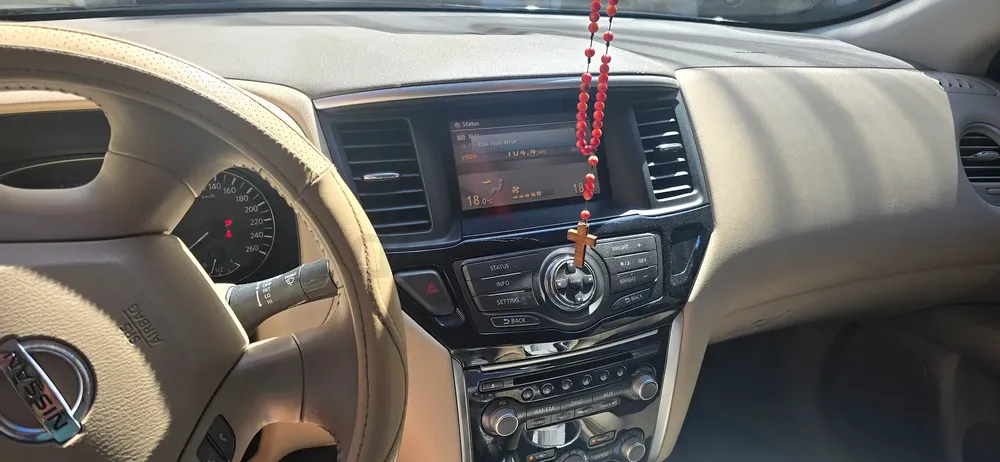 Nissan Pathfinder S 2014 GCC Specs - Well Maintained Family SUV - Image 9