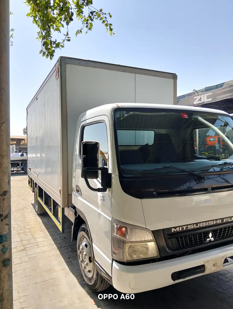 Mitsubishi Canter 2016 GCC Specs - Image 6