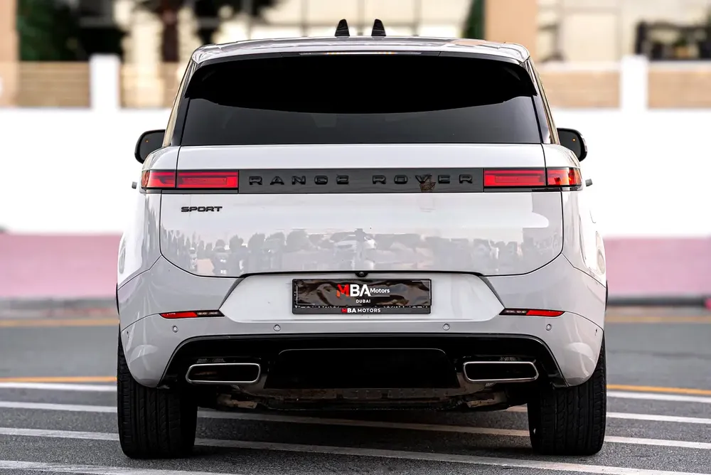 2024 Land Rover Range Rover Sport Dynamic SE - 24,000 kms - Image 6