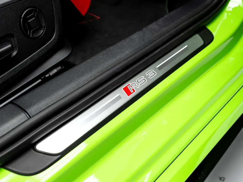 BUY NOW, PAY 2027 | THE BLACKLINE STANDARD | Audi Warranty + Service Contract 2028, GCC, LOW KM - Image 9
