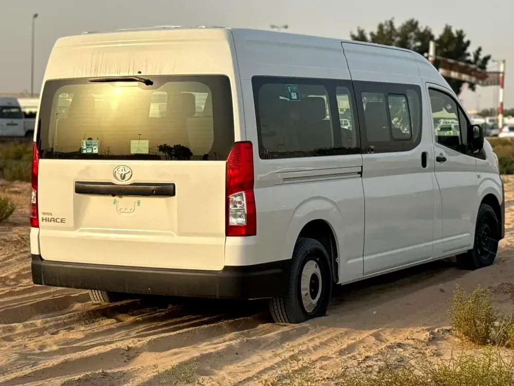 2026 Toyota Hiace DLX - GCC Specs - Brand New! - Image 15