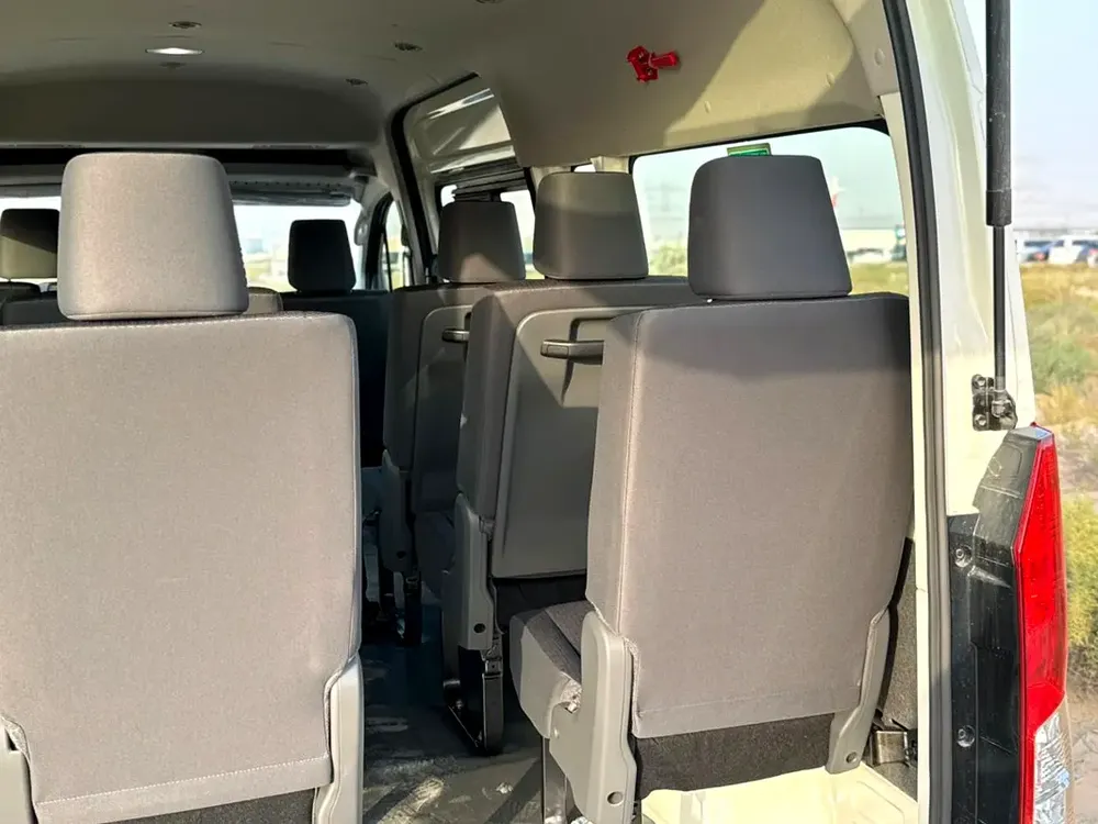 2026 Toyota Hiace DLX - GCC Specs - Brand New! - Image 17