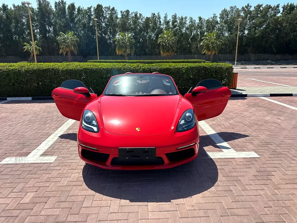 Porsche 718 Spyder - Image 10