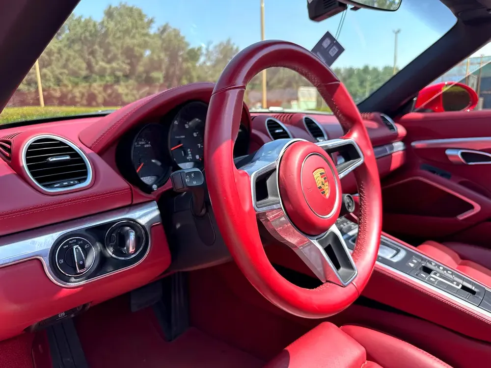 Porsche 718 Spyder - Image 13