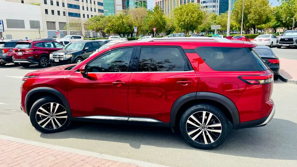 Nissan Pathfinder platinum 2023 - Image 5