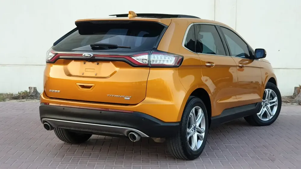 FORD EDGE TITANIUM AWD - GCC SPECS - UNDER WARRANTY - ACCIDENT FREE - EXCELENT CONDITION - - Image 4