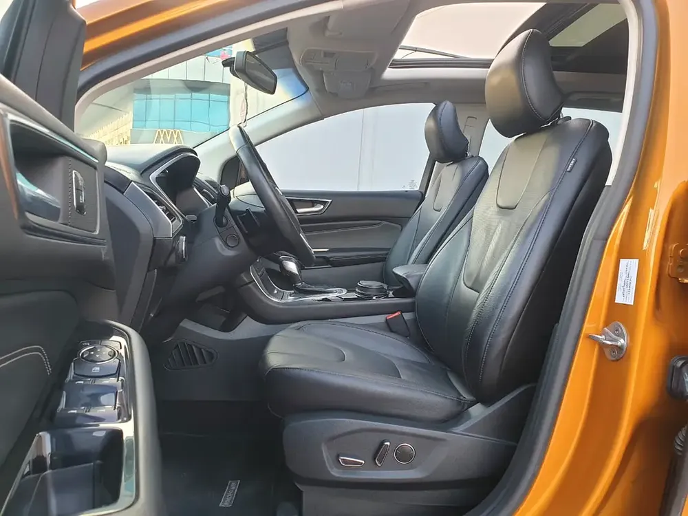 FORD EDGE TITANIUM AWD - GCC SPECS - UNDER WARRANTY - ACCIDENT FREE - EXCELENT CONDITION - - Image 8