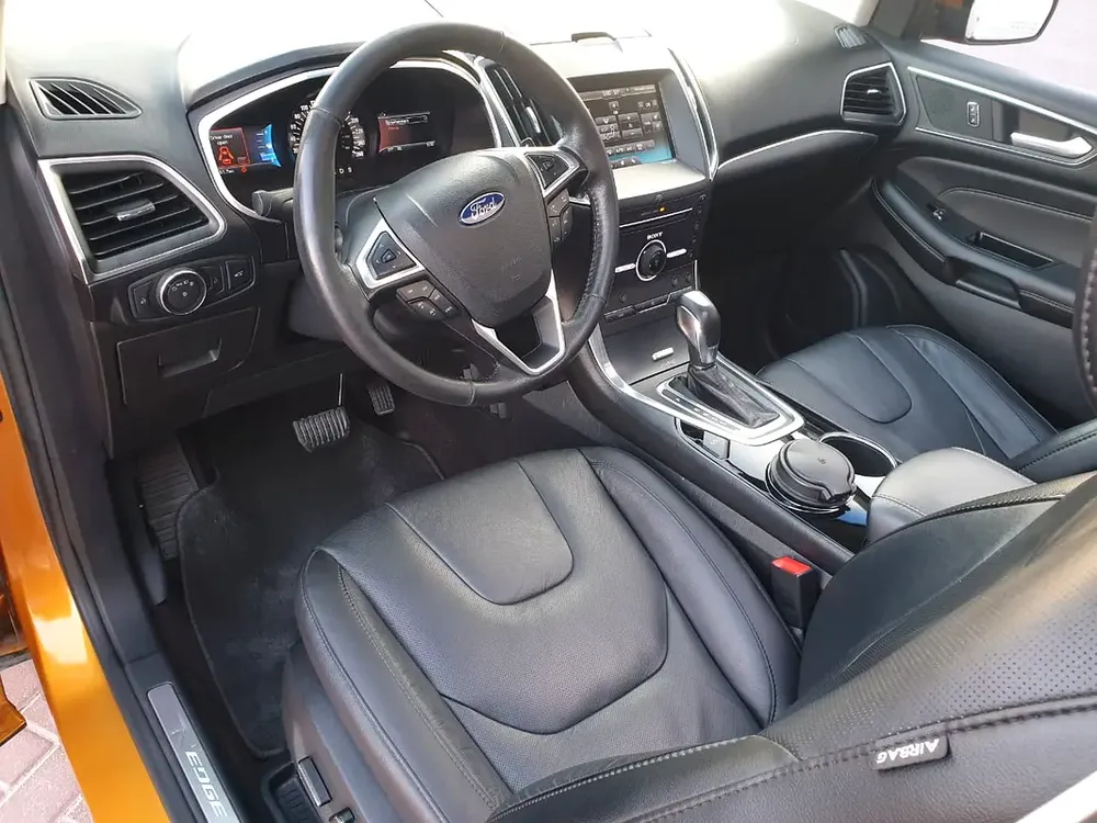 FORD EDGE TITANIUM AWD - GCC SPECS - UNDER WARRANTY - ACCIDENT FREE - EXCELENT CONDITION - - Image 9
