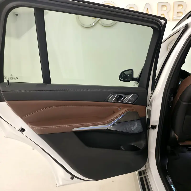 AED 2491 PM | BMW X7 50i INDIVIDUAL 2019 | HIGH SPECS | PRISTINE CONDITION | 1 YEAR WARRANTY | GCC - Image 18