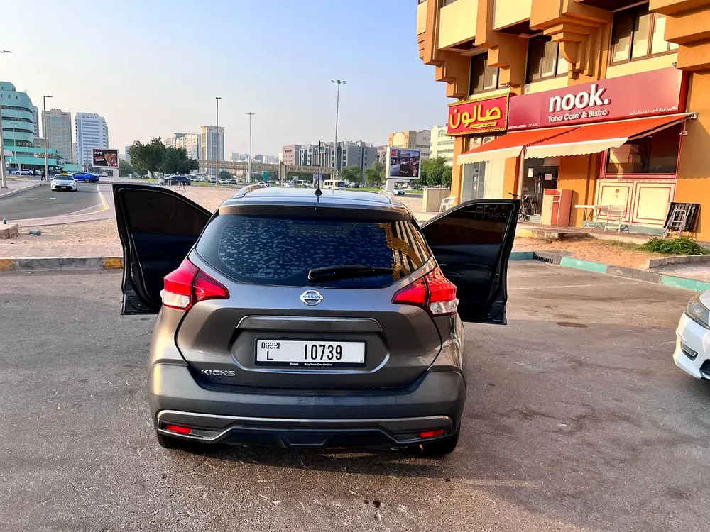 2017 Nissan Kicks | Clean | Lady Owner - Image 4