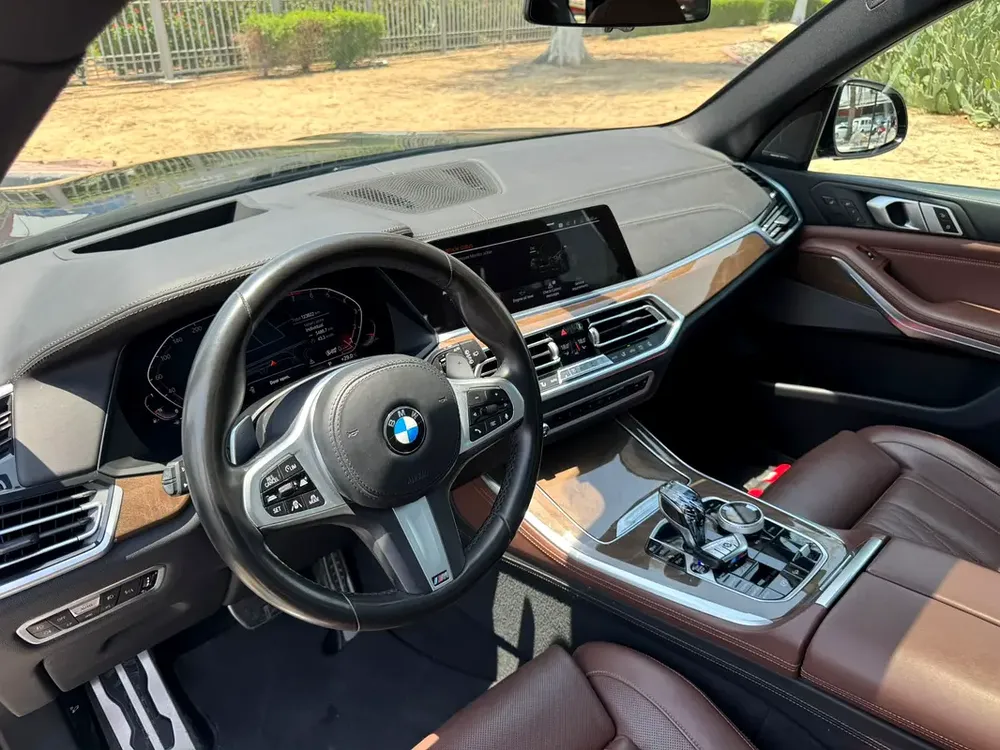 BMW X5 xDrive40i M Sport 2020 | GCC Specs I 7 Seats - Image 6