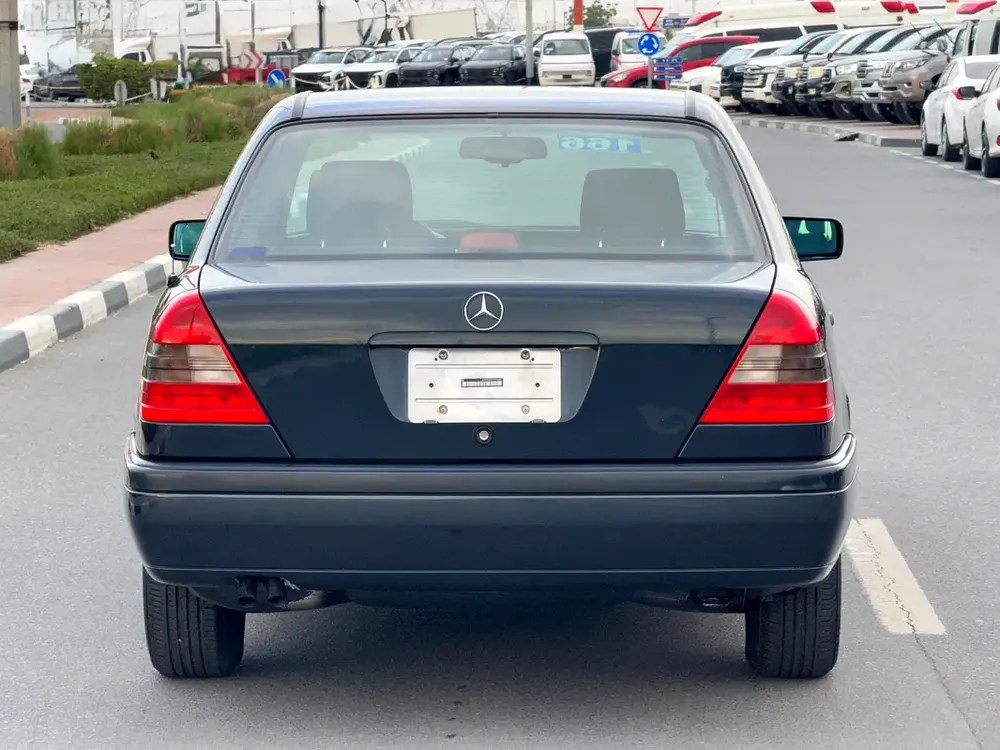 Mercedes Benz C200 1997 45000km only - 4 Auction Grade - Original Paint - Japan Import Clean Title - Image 6