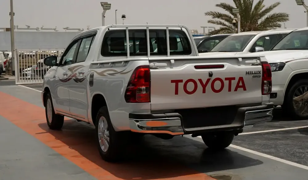 2025 Toyota Hilux 4X2 2.7L Automatic Full GCC - Export - Image 6