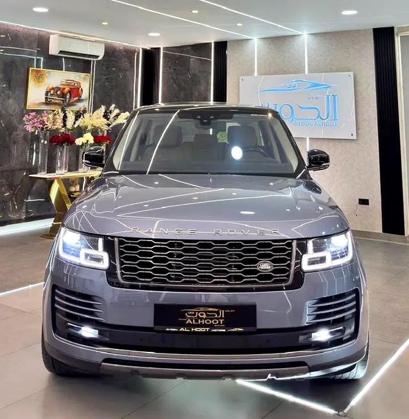 AUTOBIOGRAPHY RANGE ROVER VOGUE || GCC II FULLY LOADED I| PANORAMIC I| SCREENS || ACCIDENTS FREE - Image 5