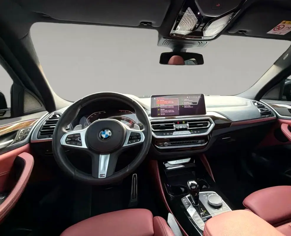 Agency Warranty + Servive Contract! X4 30i M-Sport Individual - Image 10