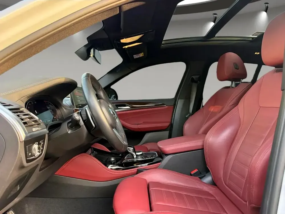 Agency Warranty + Servive Contract! X4 30i M-Sport Individual - Image 9