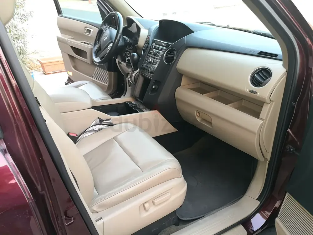 Honda pilot 2015 gcc Full option car, full honda service - Image 4