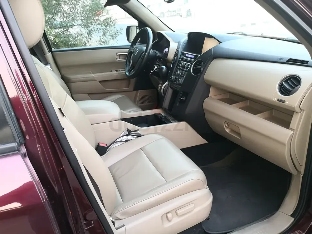 Honda pilot 2015 gcc Full option car, full honda service - Image 7