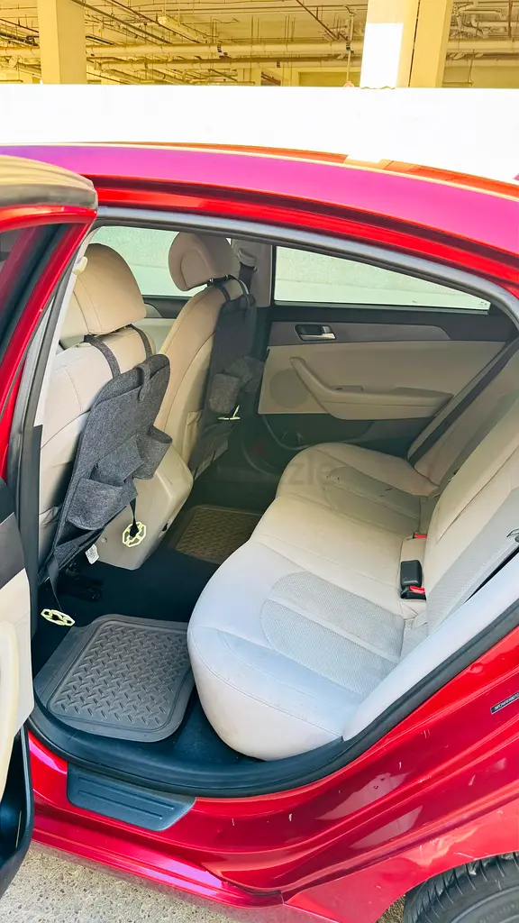 2015 Hyundai Sonata Sport - American Specs - Excellent Condition - Image 9