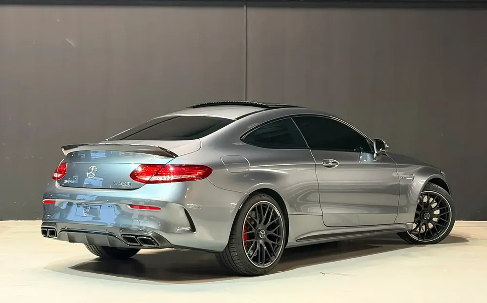 Mercedes-Benz C63 S AMG | GCC - Image 4