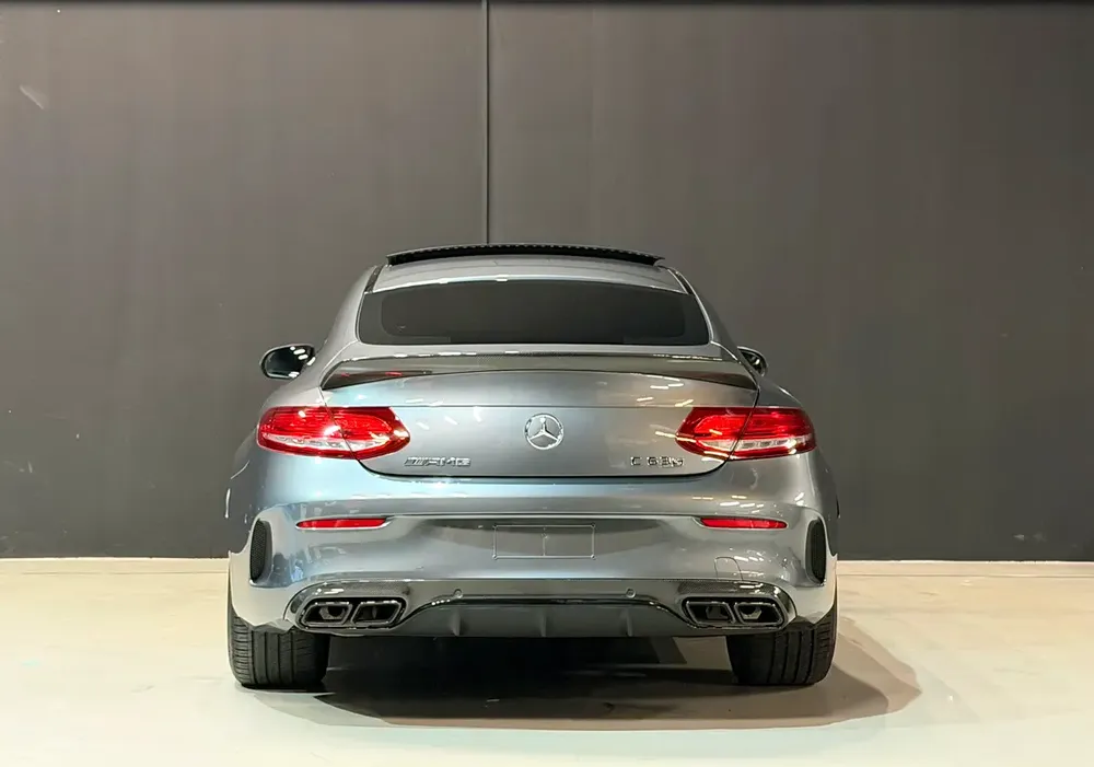 Mercedes-Benz C63 S AMG | GCC - Image 5