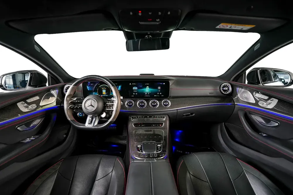 Mercedes Benz CLS 53 4matic plus- AMG Carbon Fibre Package - Image 10