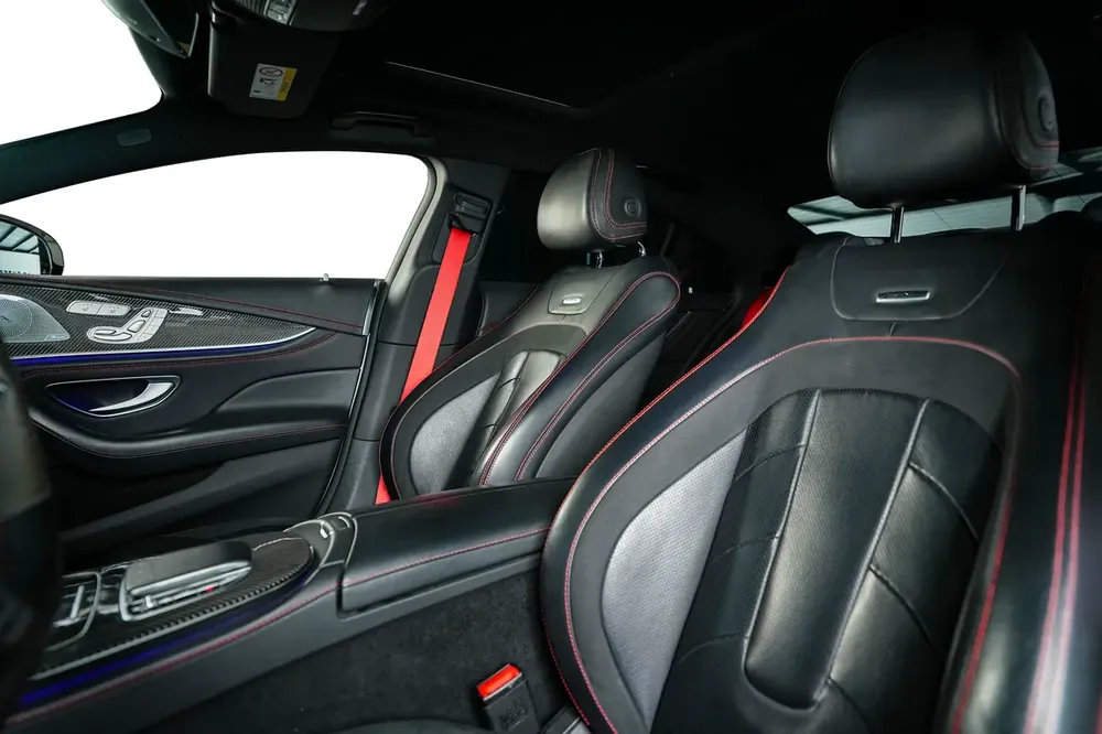 Mercedes Benz CLS 53 4matic plus- AMG Carbon Fibre Package - Image 16