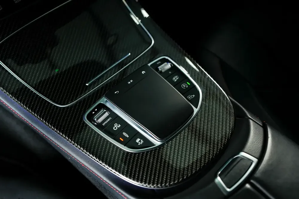 Mercedes Benz CLS 53 4matic plus- AMG Carbon Fibre Package - Image 17
