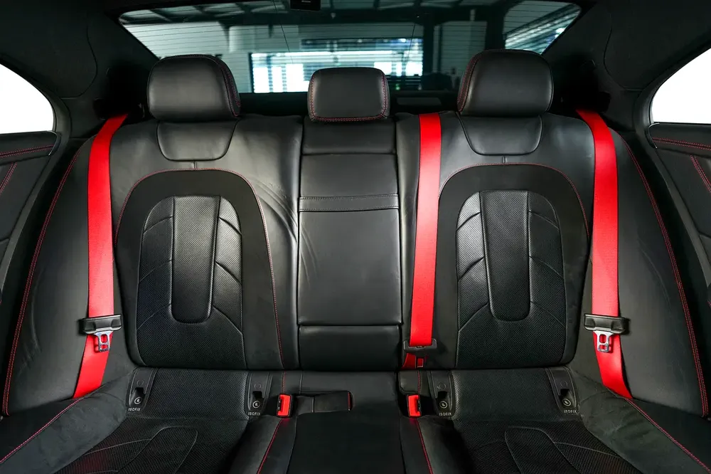 Mercedes Benz CLS 53 4matic plus- AMG Carbon Fibre Package - Image 19