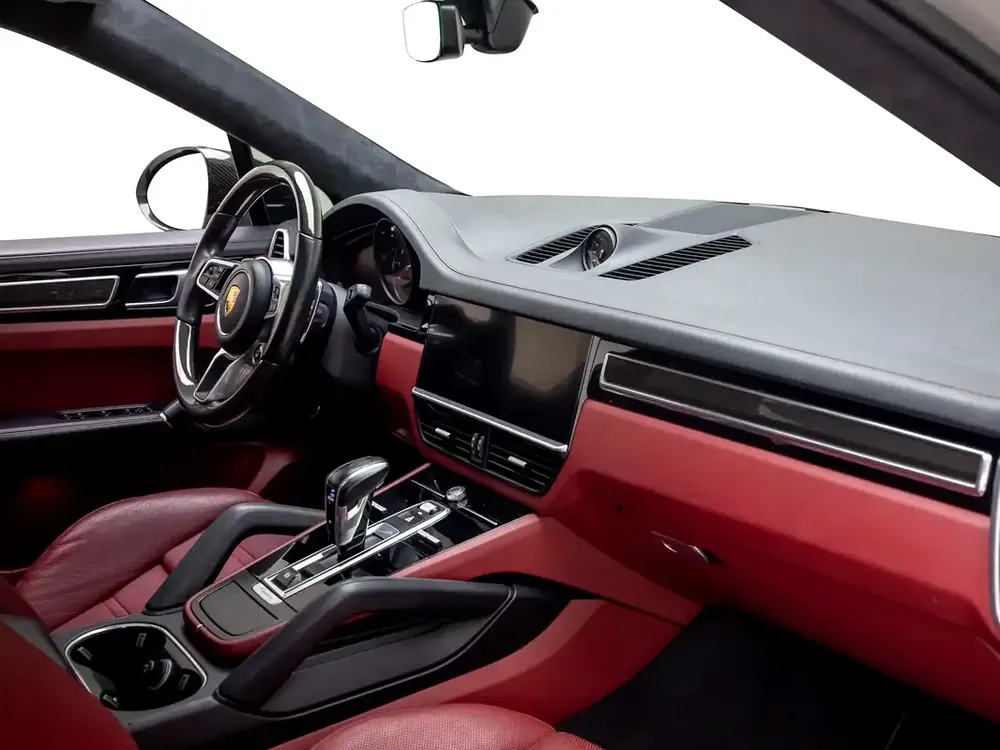 2022 | Porsche | Cayenne | GTS Coupe | GCC Specs - Image 10