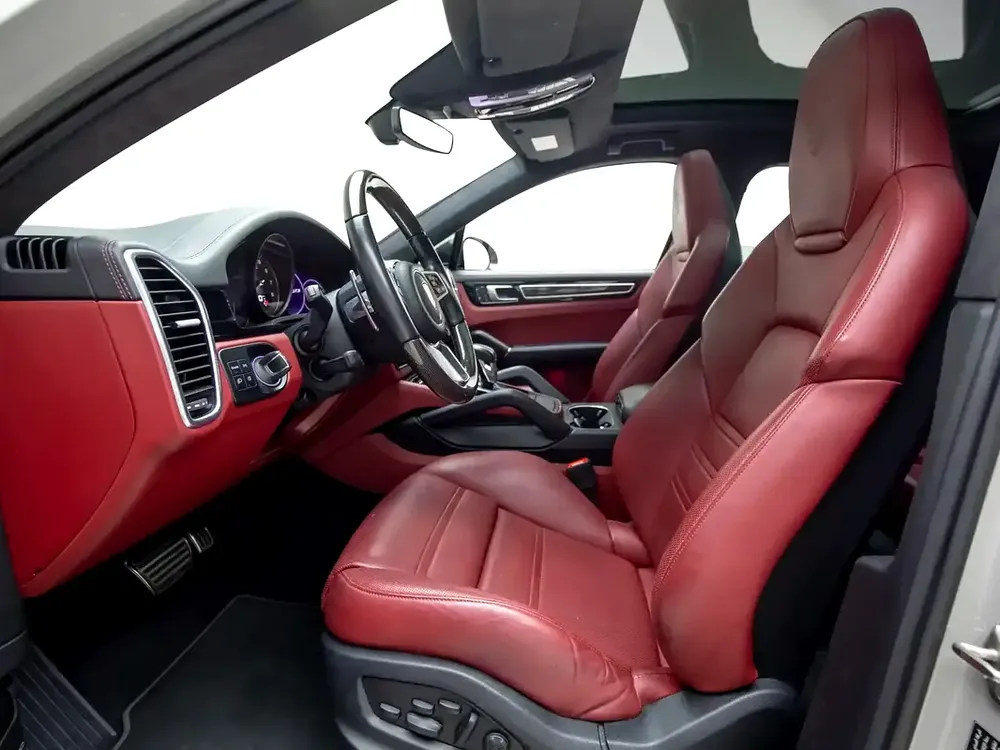 2022 | Porsche | Cayenne | GTS Coupe | GCC Specs - Image 9