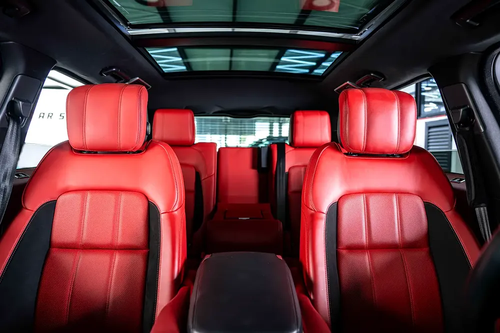 Range Rover Sport HSE Dynamic-GCC-Al Tayer Full Service History-37,000 Km ONLY-Immaculate Condition - Image 16