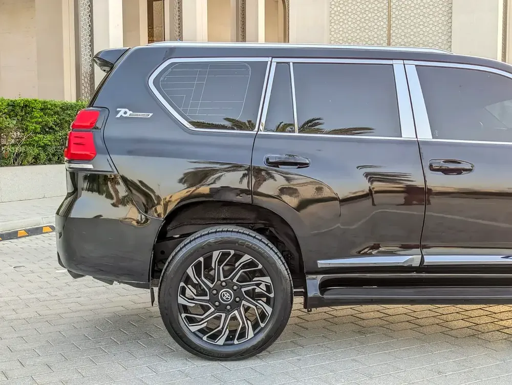TOYOTA PRADO 2011 FACELIFTED 2023 WITH INTERIOR AND EXTERIOR GCC V4 2.7L IN EXCELLENT CONDITION - Image 11