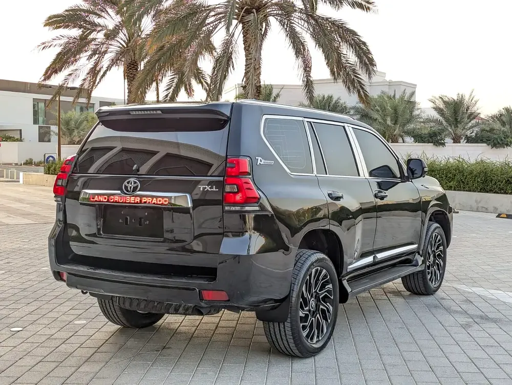 TOYOTA PRADO 2011 FACELIFTED 2023 WITH INTERIOR AND EXTERIOR GCC V4 2.7L IN EXCELLENT CONDITION - Image 13