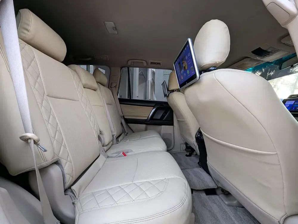 TOYOTA PRADO 2011 FACELIFTED 2023 WITH INTERIOR AND EXTERIOR GCC V4 2.7L IN EXCELLENT CONDITION - Image 5