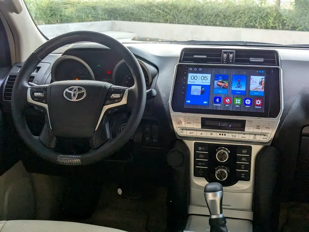 TOYOTA PRADO 2011 FACELIFTED 2023 WITH INTERIOR AND EXTERIOR GCC V4 2.7L IN EXCELLENT CONDITION - Image 8