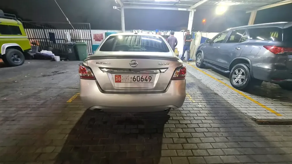 Family car for sale only 160k Kms driven - Image 5