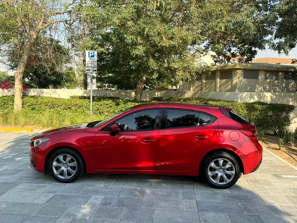 GCC 2015 Mazda 3 | Hatchback | 1.6L  4Cylinder | Excellent Condition - Image 5