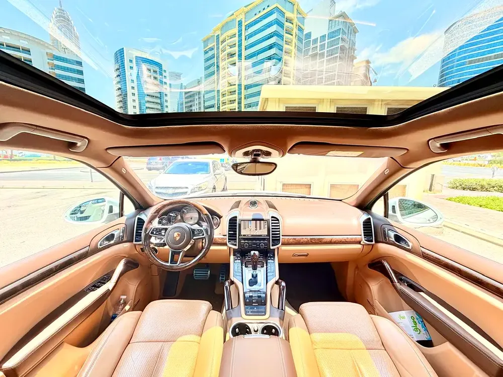 Porsche Cayenne S 2015 GCC Specs - Image 12