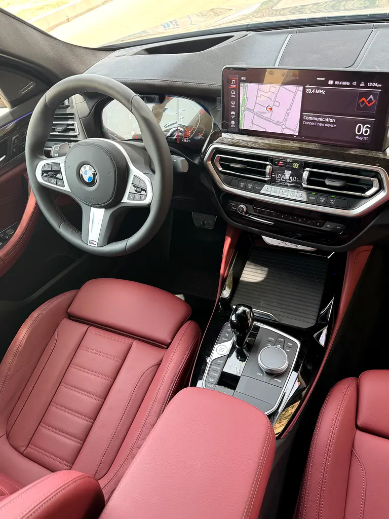 BMW X4 30I M SPORT FULL OPTION , 5 YEARS SERVICE AND WARRANTY - Image 7
