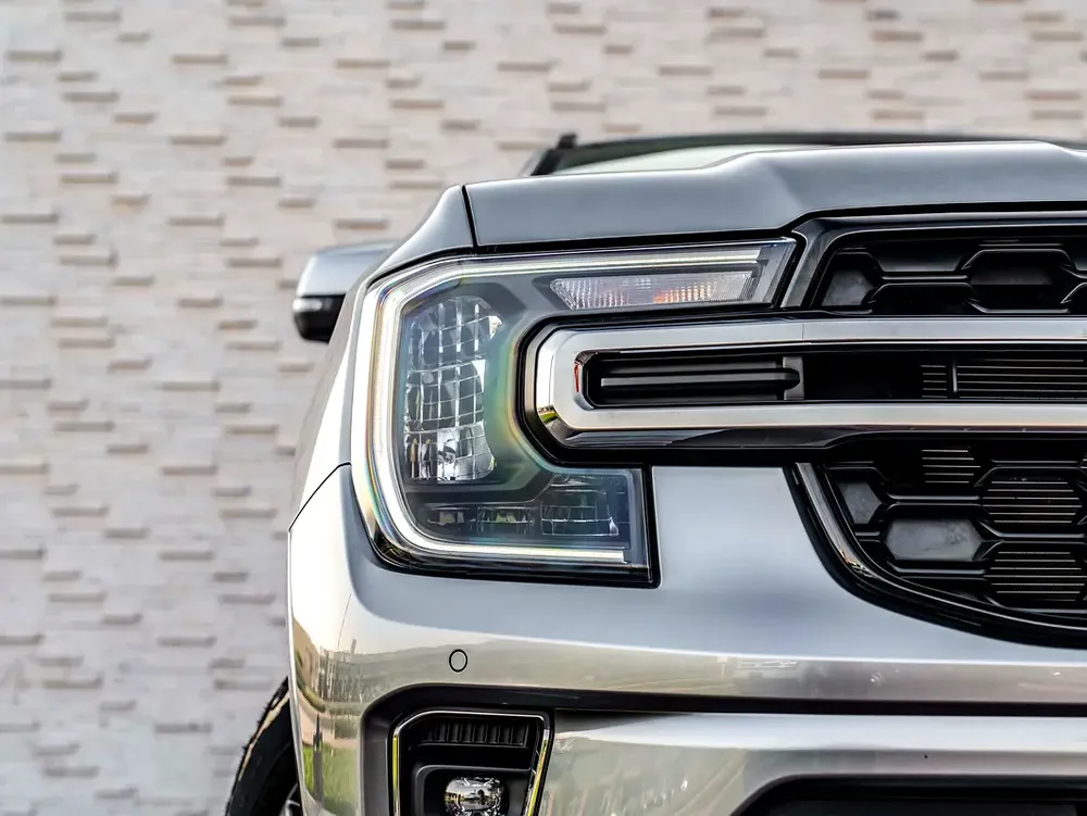 0% DOWNPAYMENT! | SAVVY-BUY | EVEREST XLT | SKIP THE 8-MONTH WAIT | WARRANTY  SERVICE PLAN - Image 5