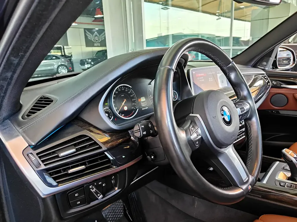 AED 2,050 P.M | 2018 BMW X5 xDrive50i M Sport | Under Warranty | GCC | - Image 13