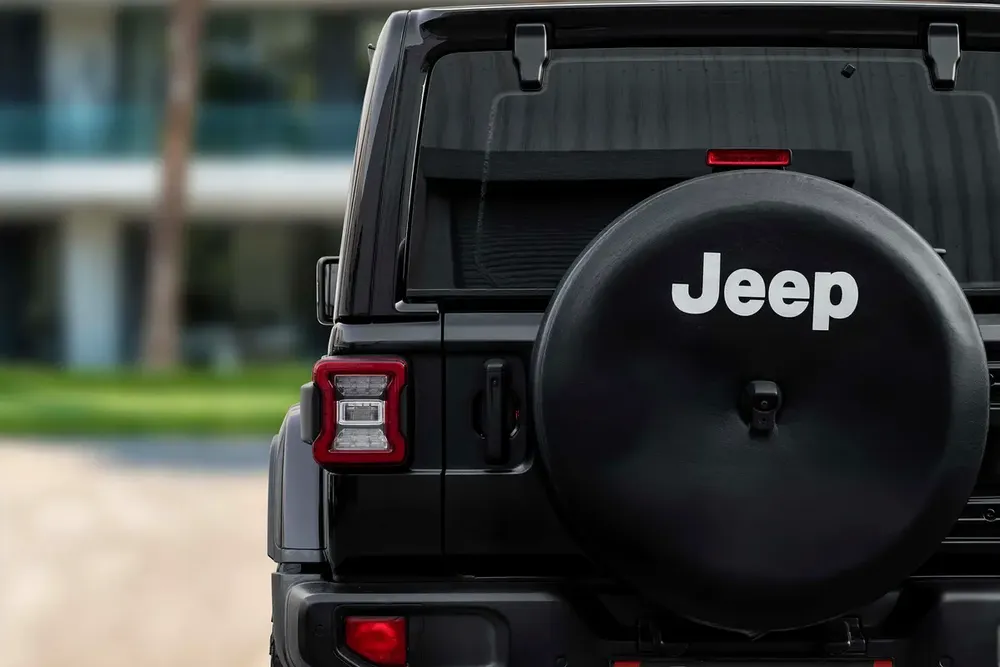 2,546 P.M |  Wrangler Sahara | 0% Downpayment | Jeep Warranty! - Image 6