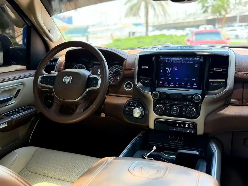 RAM 1500 Laramie Double Cab 2020 - GCC Specs - Pristine Condition - Image 14