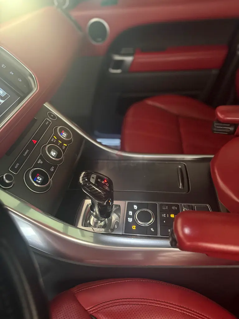Land Rover Range Rover Sport HSE 2016 GCC Specs - Image 19