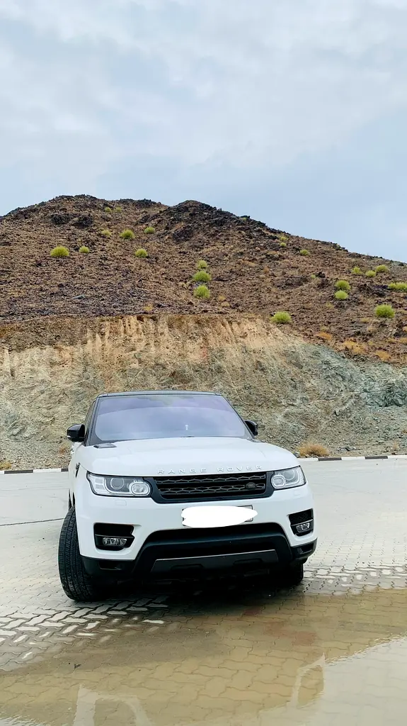 Land Rover Range Rover Sport HSE 2016 GCC Specs - Image 5