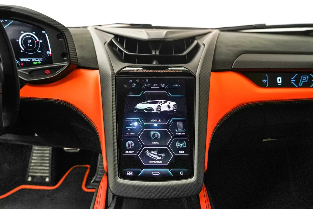 2024 LAMBORGHINI REVUELTO / HYBRID / CARBON FIBRE /  WARRANTY AND SERVICE CONTRACT - Image 14