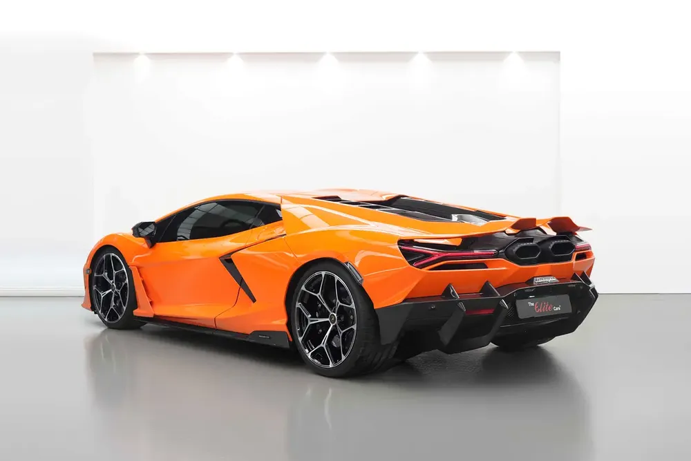 2024 LAMBORGHINI REVUELTO / HYBRID / CARBON FIBRE /  WARRANTY AND SERVICE CONTRACT - Image 4