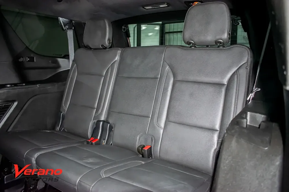 Chevrolet Tahoe Z71 | 7-Seater | Panoramic Roof | Black Leather | Full Options | - Image 12