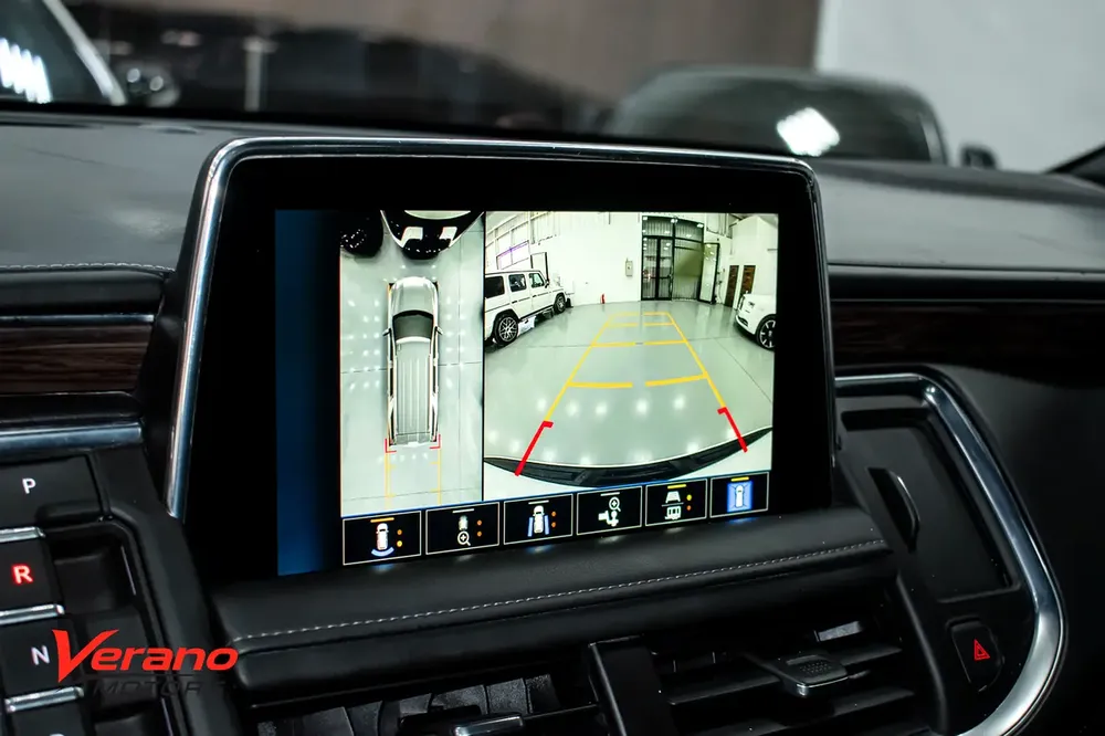 Chevrolet Tahoe Z71 | 7-Seater | Panoramic Roof | Black Leather | Full Options | - Image 17